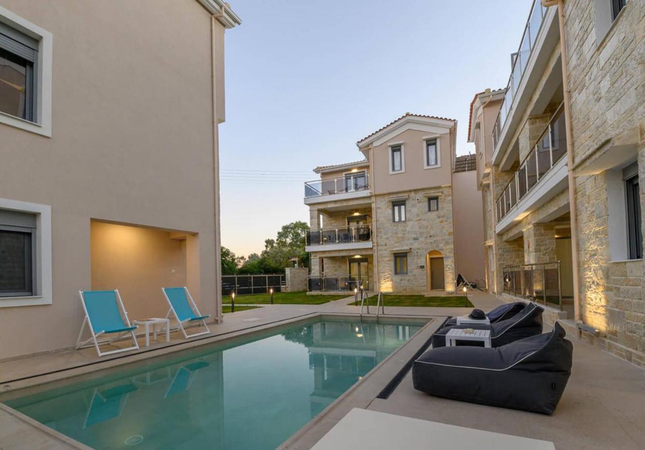 Momento Luxury Apartments Walking Distance From The Beach Nikiana Bagian luar foto