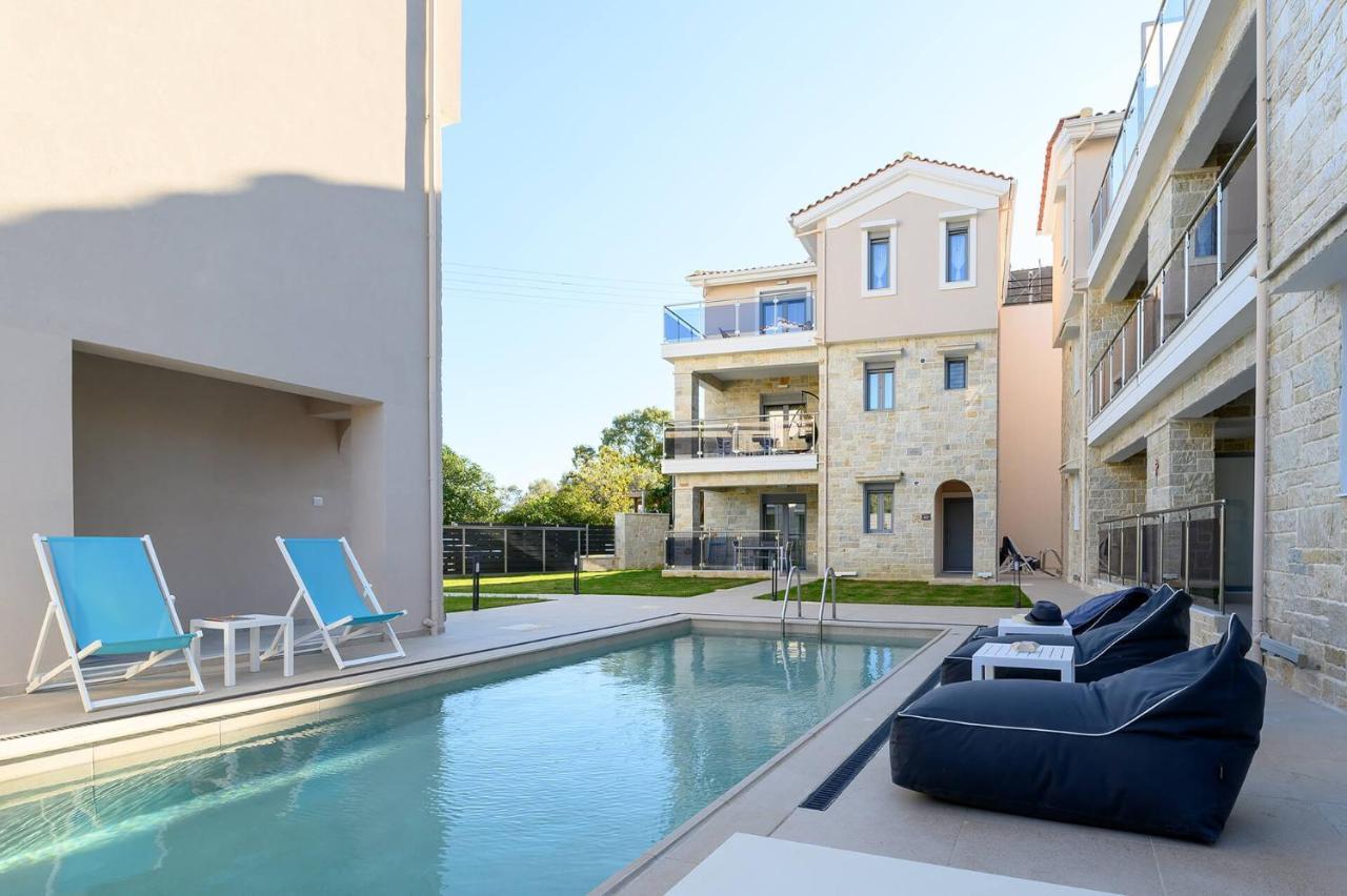 Momento Luxury Apartments Walking Distance From The Beach Nikiana Bagian luar foto