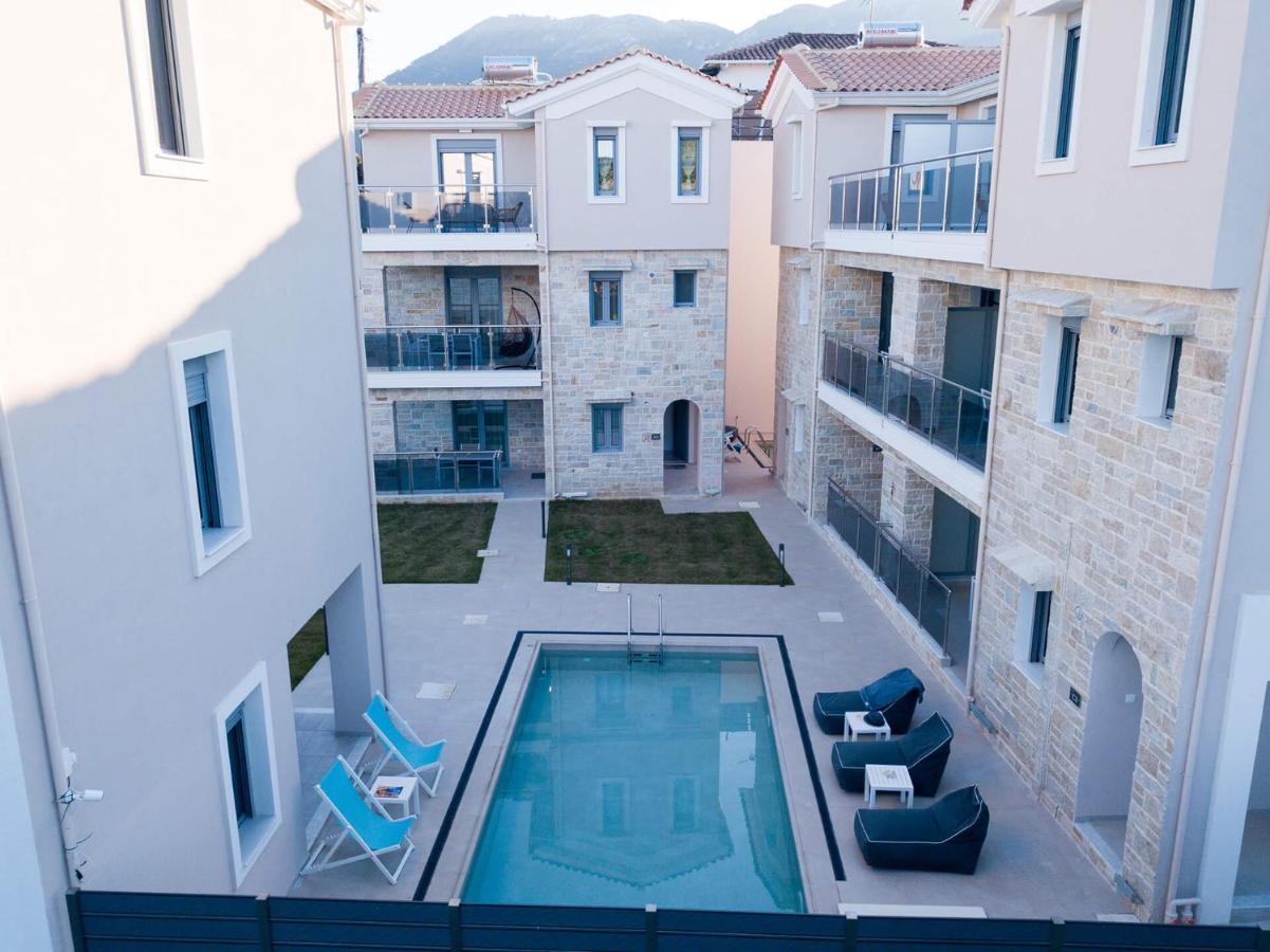 Momento Luxury Apartments Walking Distance From The Beach Nikiana Bagian luar foto