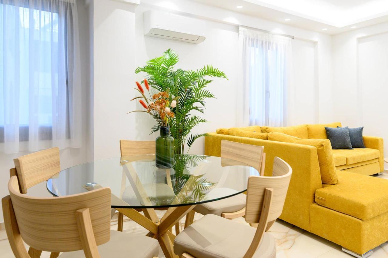 Momento Luxury Apartments Walking Distance From The Beach Nikiana Bagian luar foto