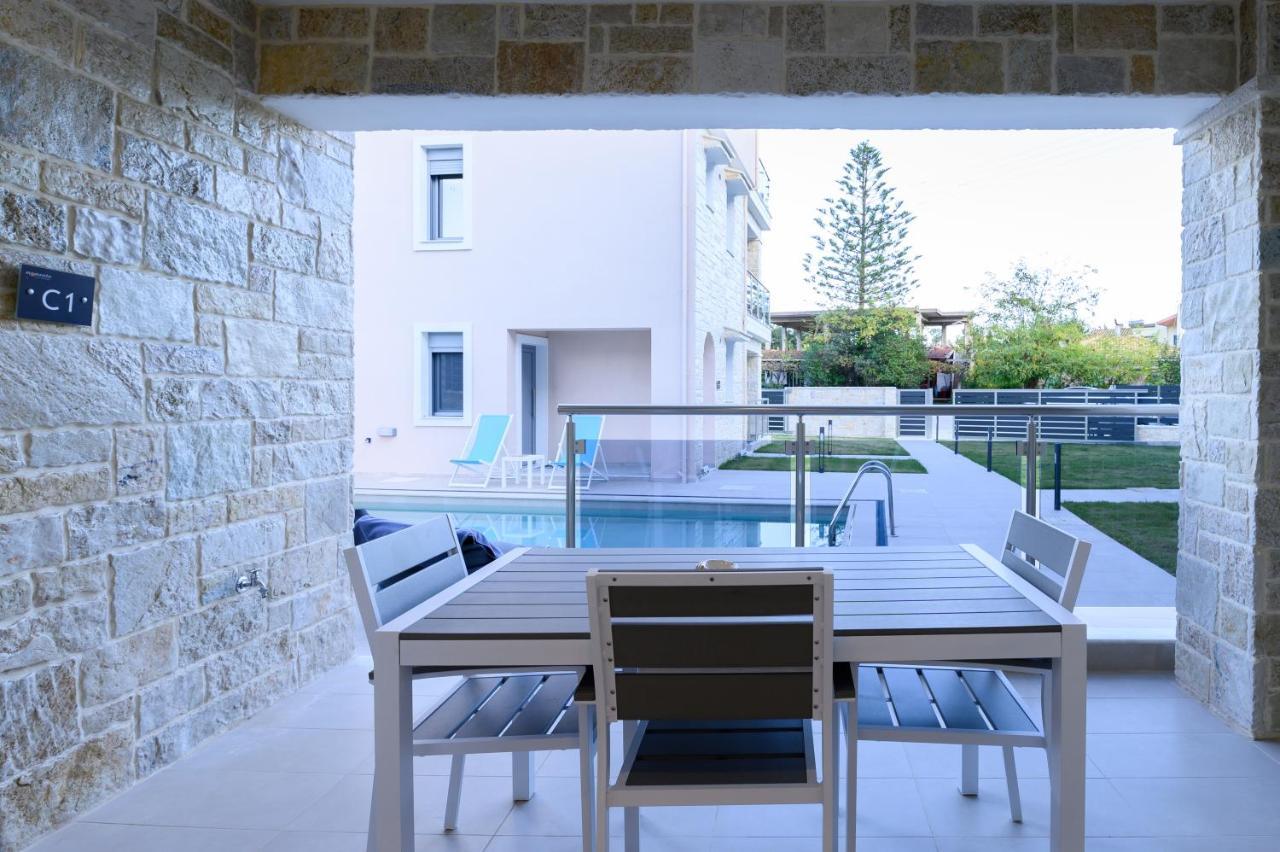 Momento Luxury Apartments Walking Distance From The Beach Nikiana Bagian luar foto