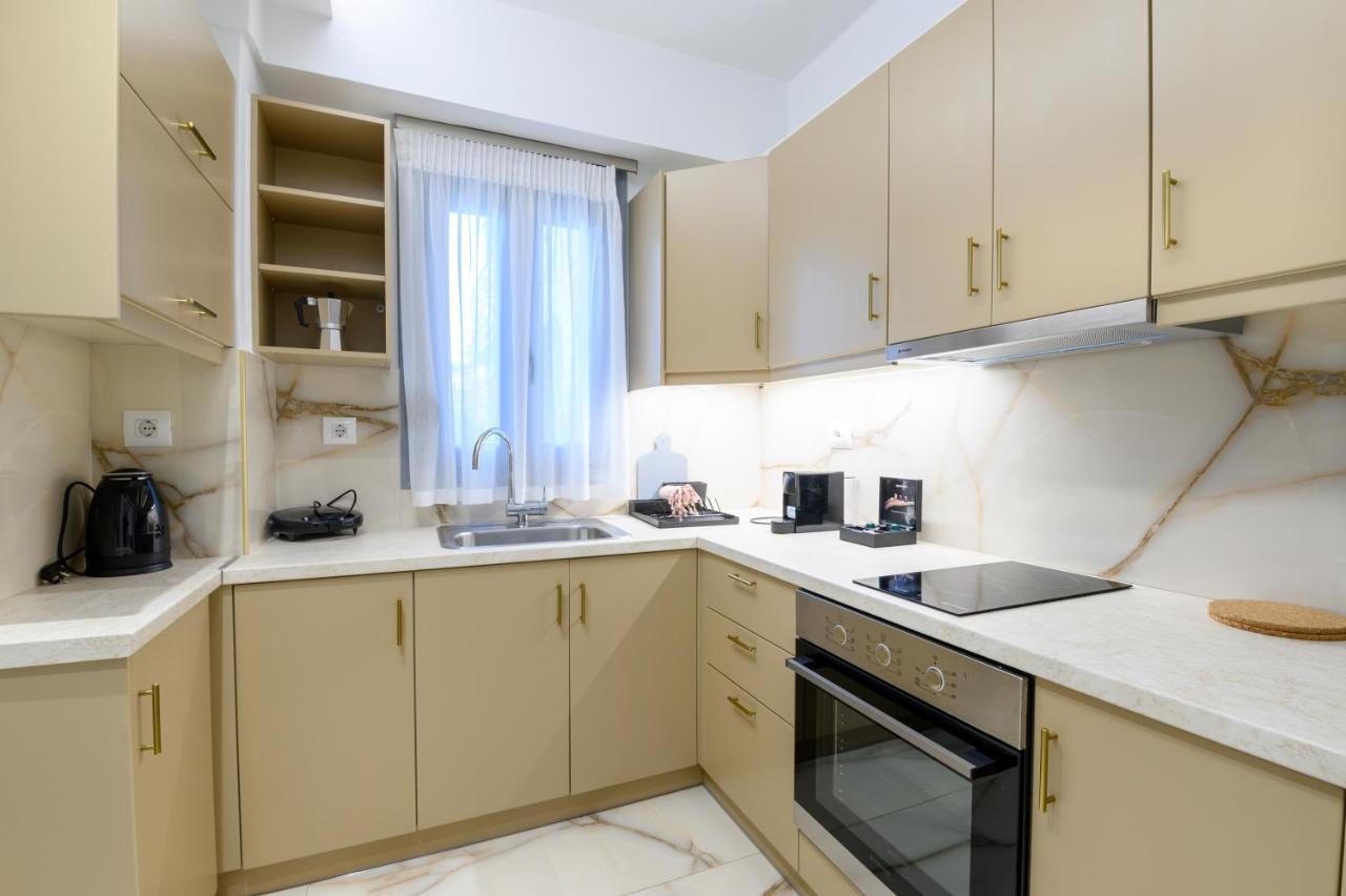 Momento Luxury Apartments Walking Distance From The Beach Nikiana Bagian luar foto