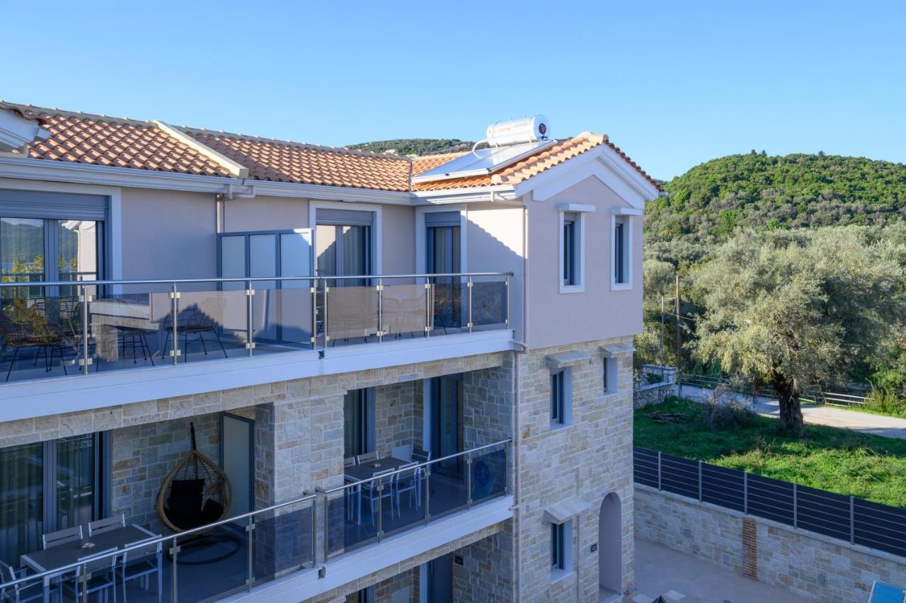 Momento Luxury Apartments Walking Distance From The Beach Nikiana Bagian luar foto