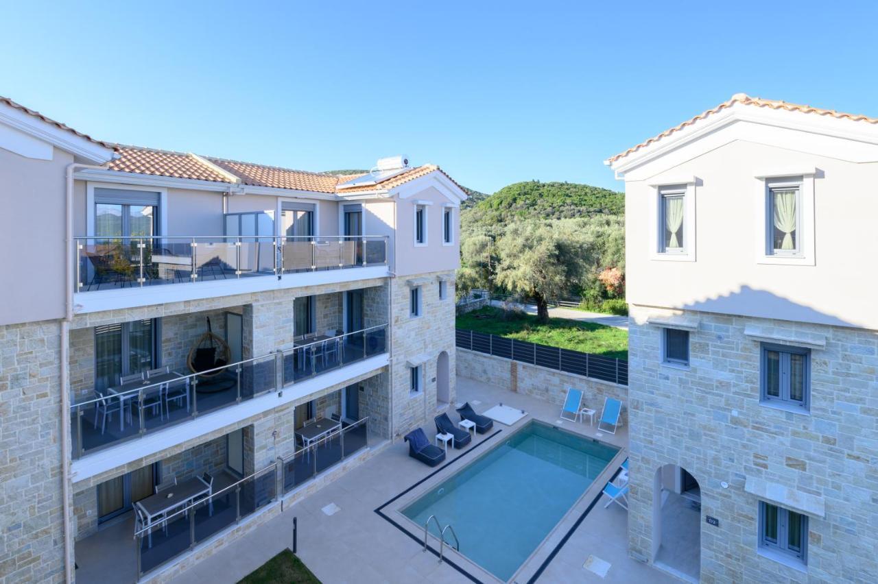 Momento Luxury Apartments Walking Distance From The Beach Nikiana Bagian luar foto