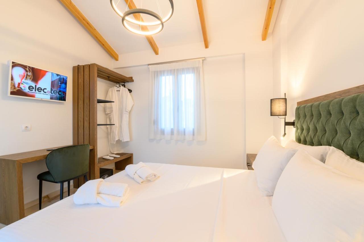 Momento Luxury Apartments Walking Distance From The Beach Nikiana Bagian luar foto