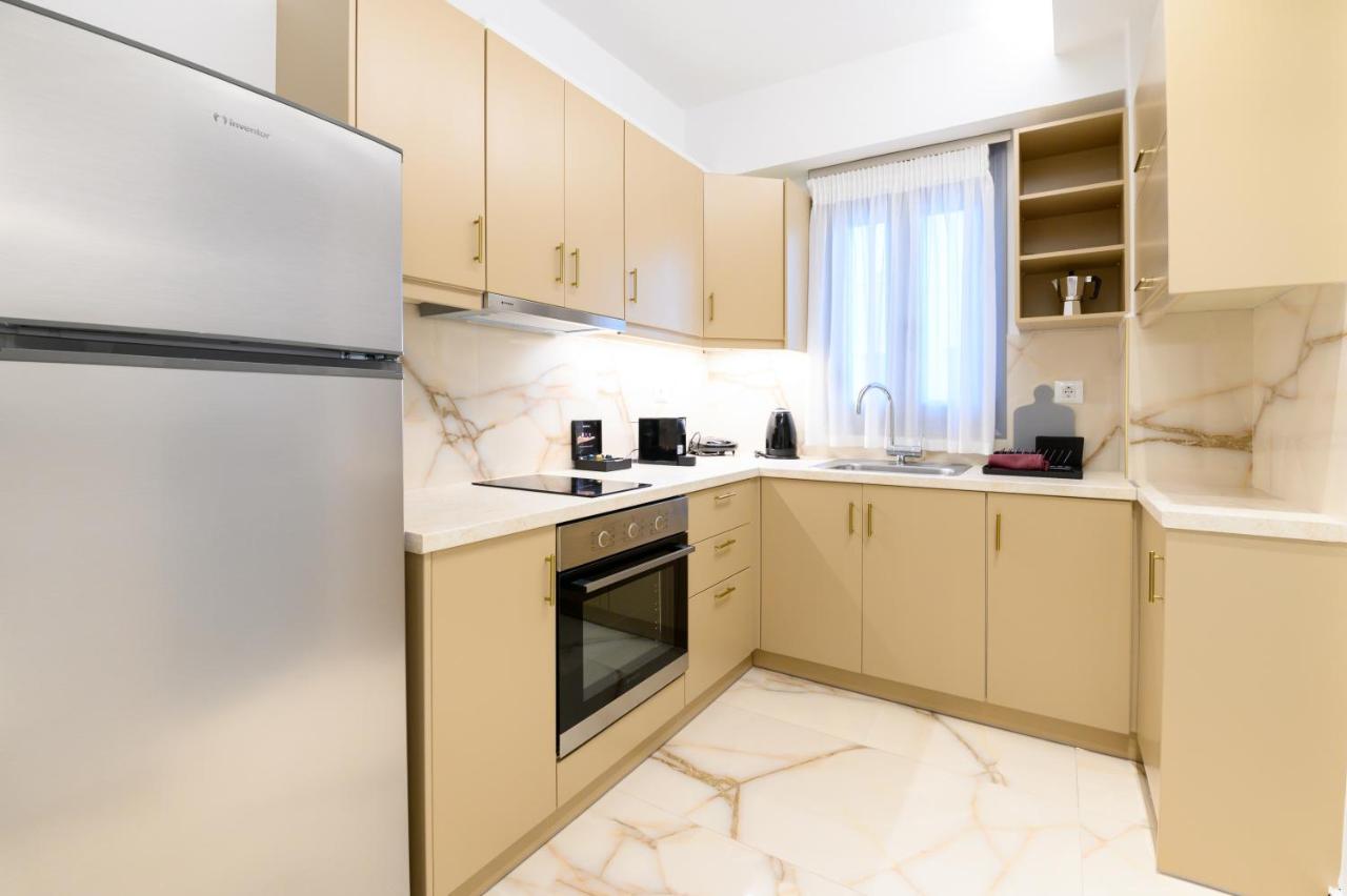 Momento Luxury Apartments Walking Distance From The Beach Nikiana Bagian luar foto